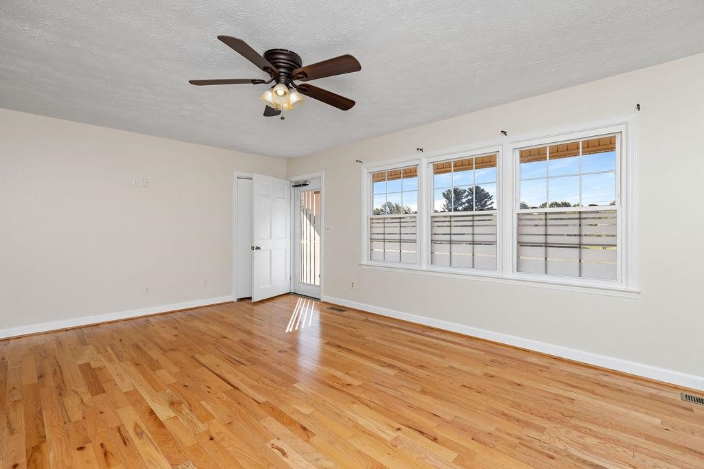 197 Tinkling Spring Road Fishersville, VA 22939 - Photo 12 of 42