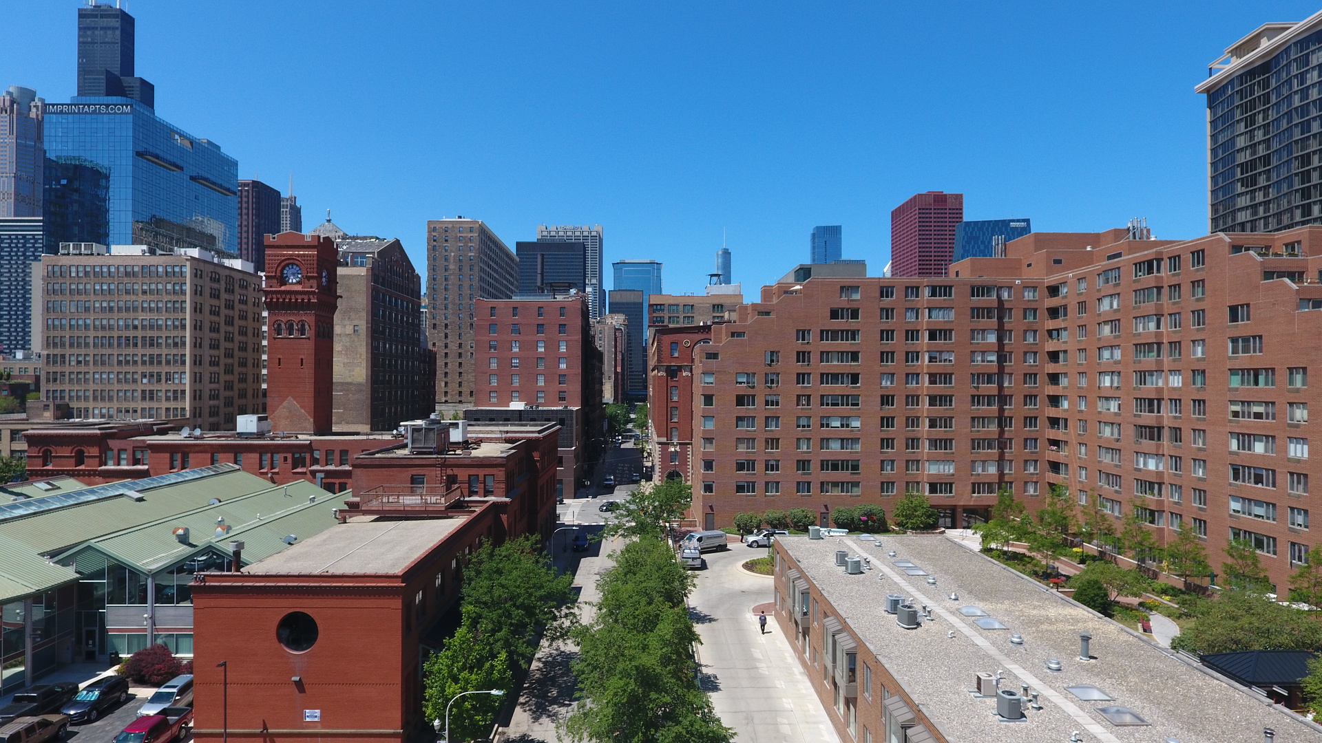 780 South Federal Street, Unit 1106 Chicago, IL 60605 - Photo 31 of 32 a city view with tall buildings