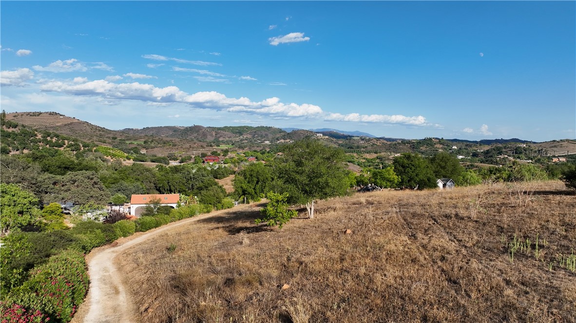 22735 Carancho Road Temecula, CA 92590 - Photo 11 of 17 a view of city and mountain