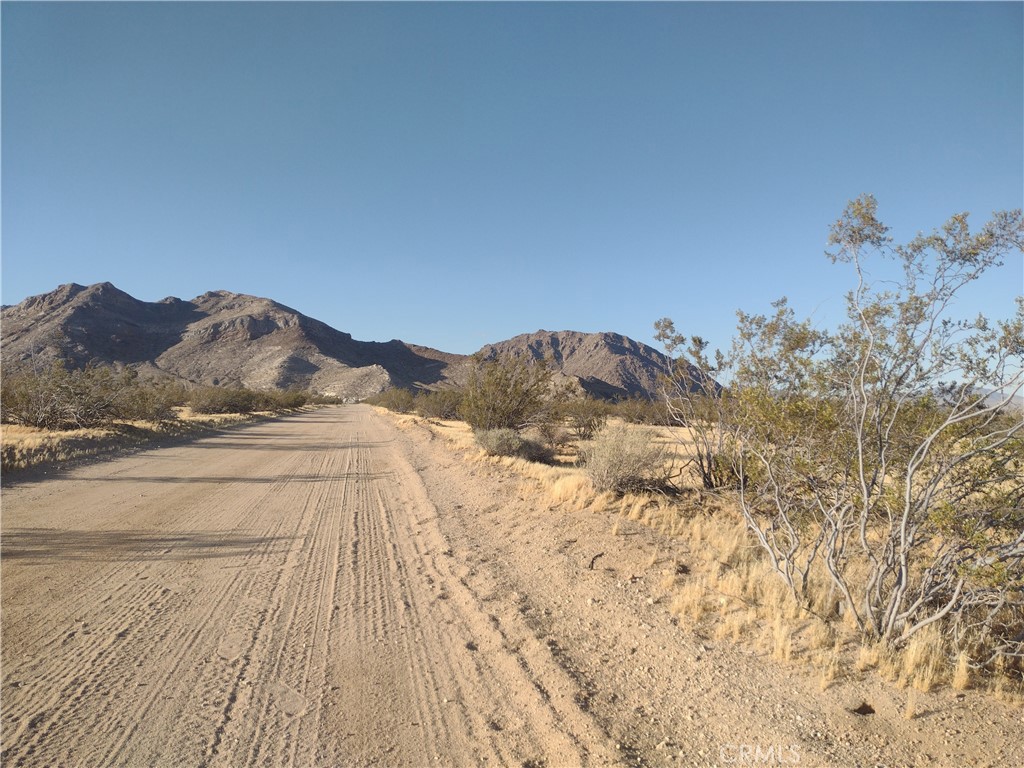 5 Venada Road Lucerne Valley, CA 92356 - Photo 3 of 9 a view of mountains and valleys