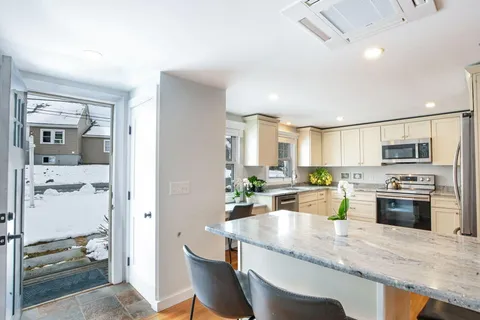 $1,299,000 | 6 Burg Avenue, Sandwich, MA 02563