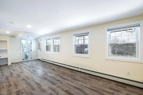 $1,299,000 | 6 Burg Avenue, Sandwich, MA 02563