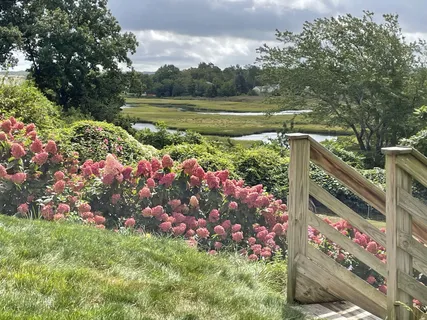 $1,299,000 | 6 Burg Avenue, Sandwich, MA 02563