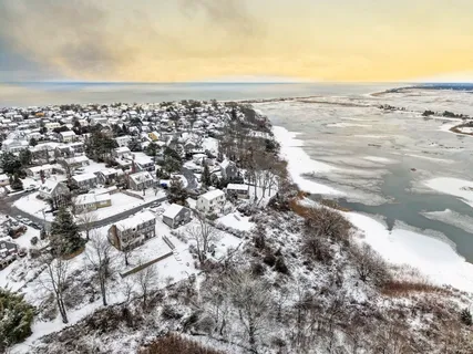 $1,299,000 | 6 Burg Avenue, Sandwich, MA 02563