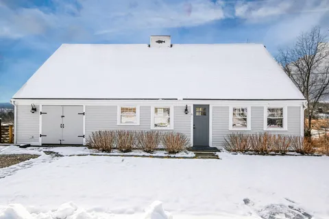 $1,299,000 | 6 Burg Avenue, Sandwich, MA 02563