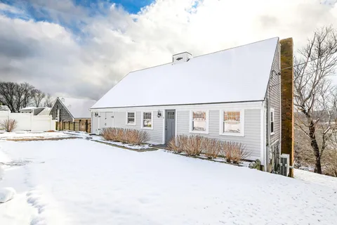 $1,299,000 | 6 Burg Avenue, Sandwich, MA 02563