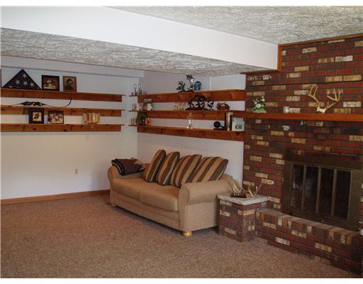 369 Bagdad Road Leechburg, PA 15656 - Photo 9 of 18 Den/Family/Great Room.