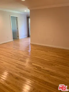 $6,950 | 3530 South Bentley Avenue, Los Angeles, CA 90034