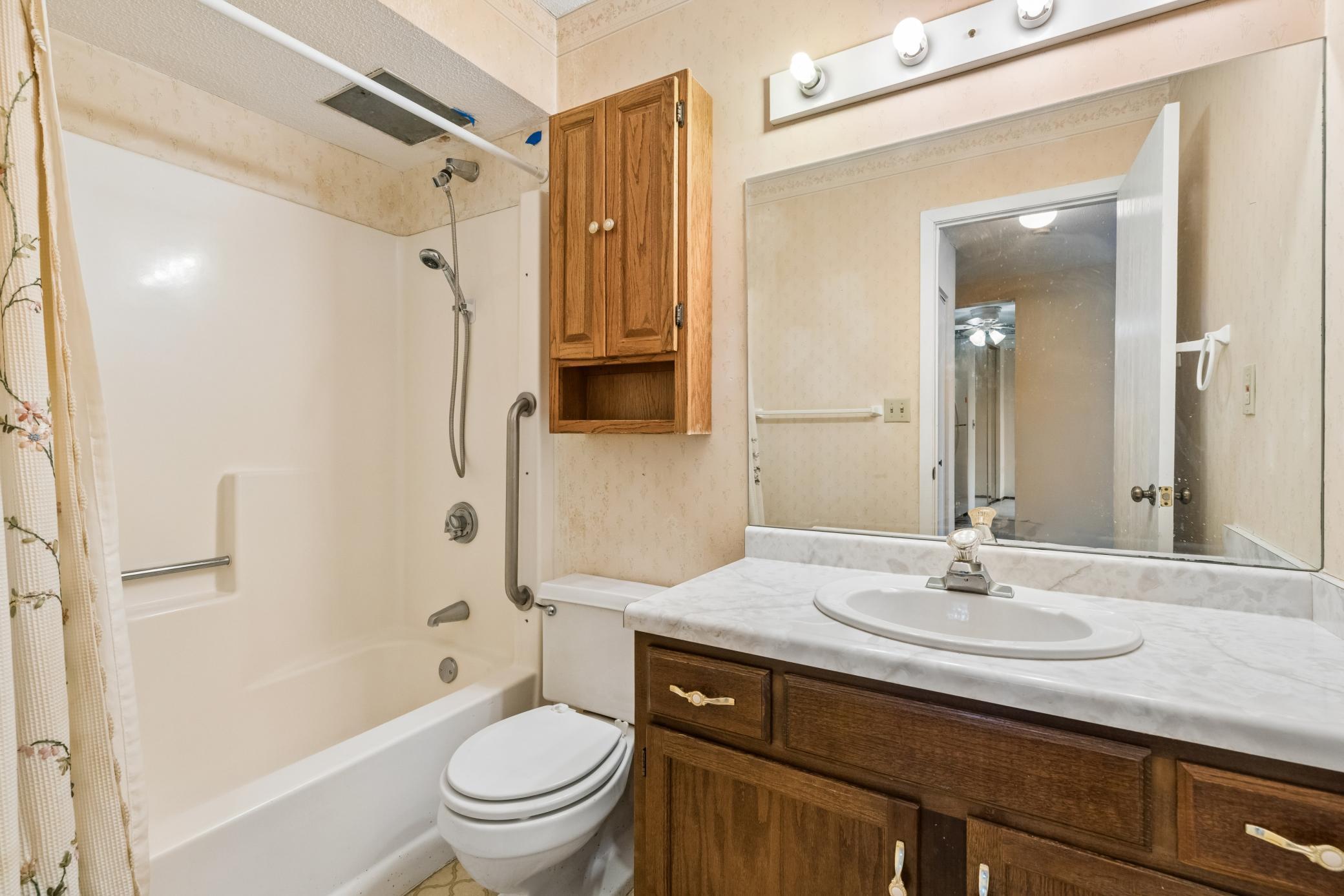 1181 Edgcumbe Road, Unit 814 St. Paul, MN 55105 - Photo 15 of 40