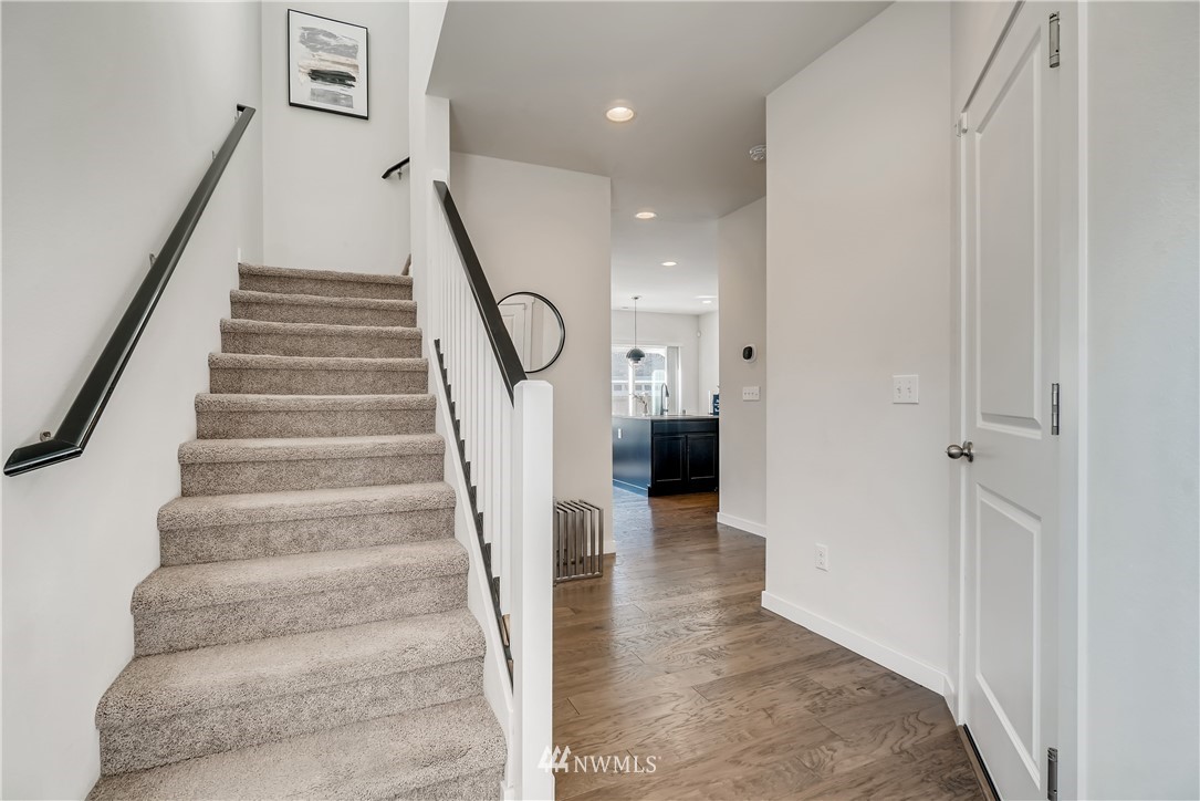 4316 212th Place Southeast Bothell, WA 98021 - Photo 4 of 24