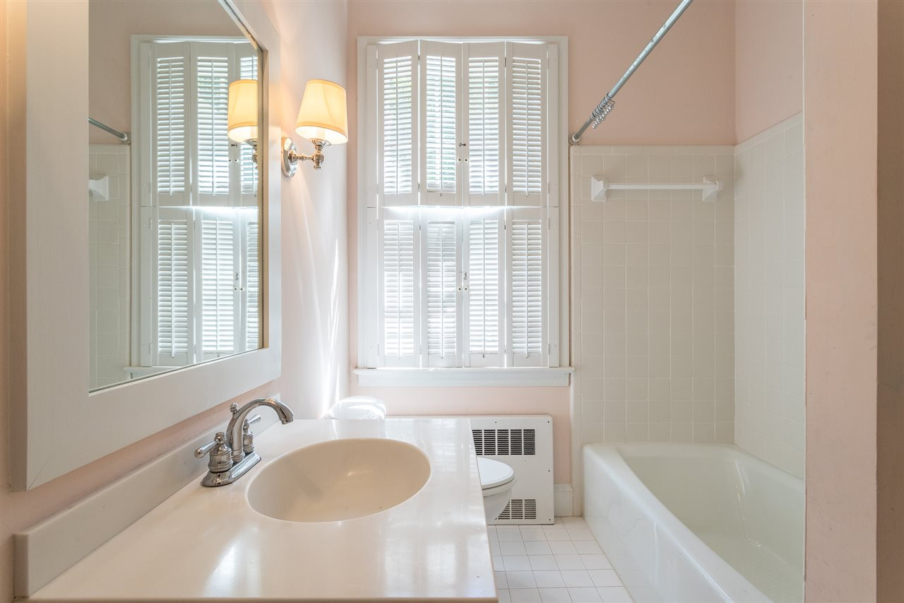 1424 Canterbury Road Raleigh, NC 27608 - Photo 24 of 29 Photo 24