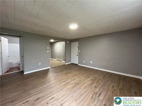 $1,295 | 813 Cherokee Street, Unit 6, Fountain Hill, PA 18015