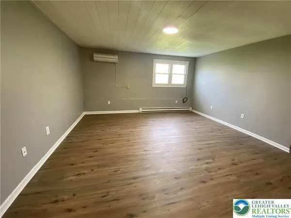 $1,295 | 813 Cherokee Street, Unit 6, Fountain Hill, PA 18015