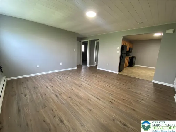 $1,295 | 813 Cherokee Street, Unit 6, Fountain Hill, PA 18015