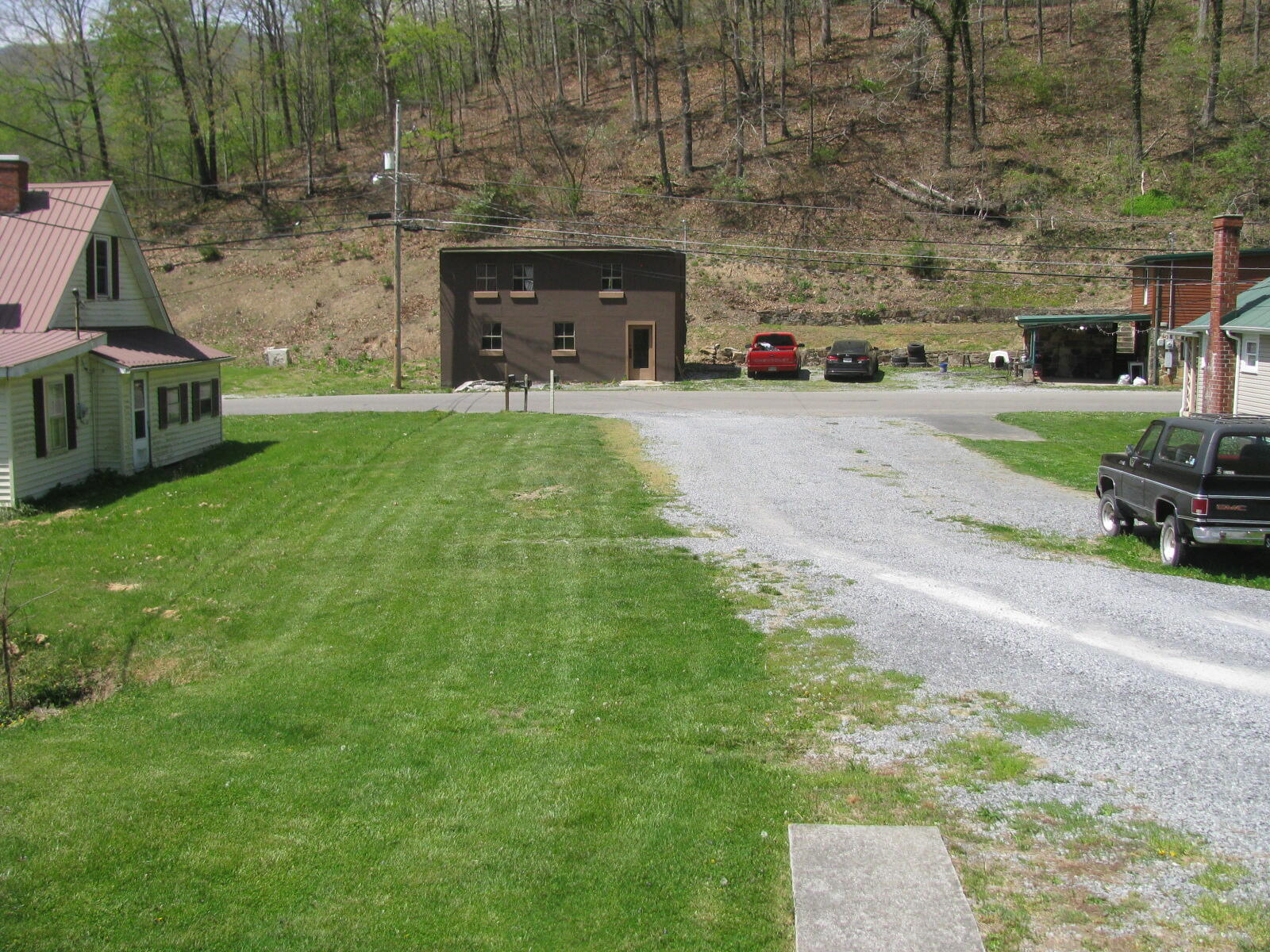 913 Allison Gap Road Saltville, VA 24370 - Photo 2 of 34 101