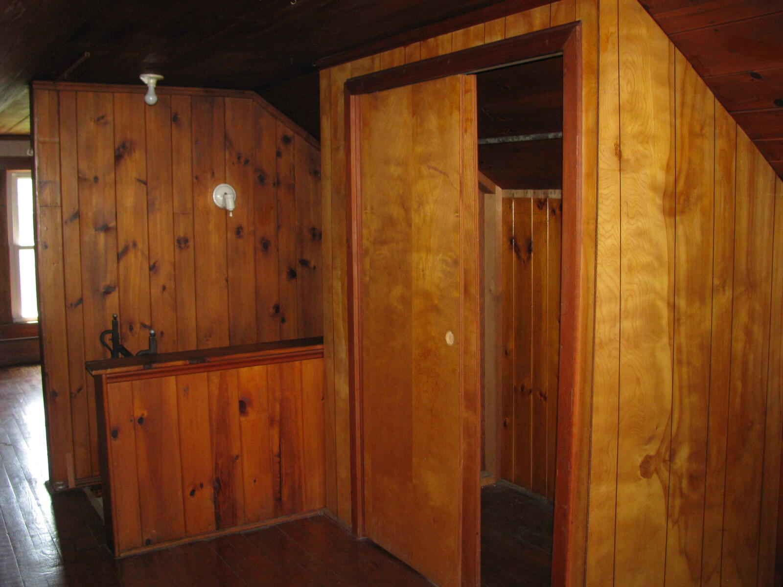 913 Allison Gap Road Saltville, VA 24370 - Photo 23 of 34 093