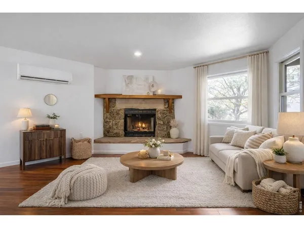 $965,000 | 122 Longs Peak Drive, Lyons, CO 80540