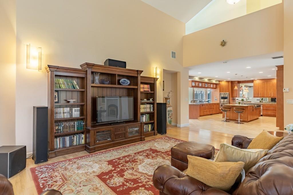 4 Olde Towne Road Lynnfield, MA 01940 - Photo 7 of 31 Gallery Image 7