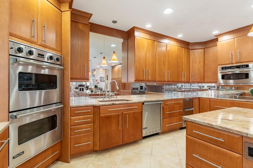 4 Olde Towne Road Lynnfield, MA 01940 - Photo 10 of 31 Gallery Image 10