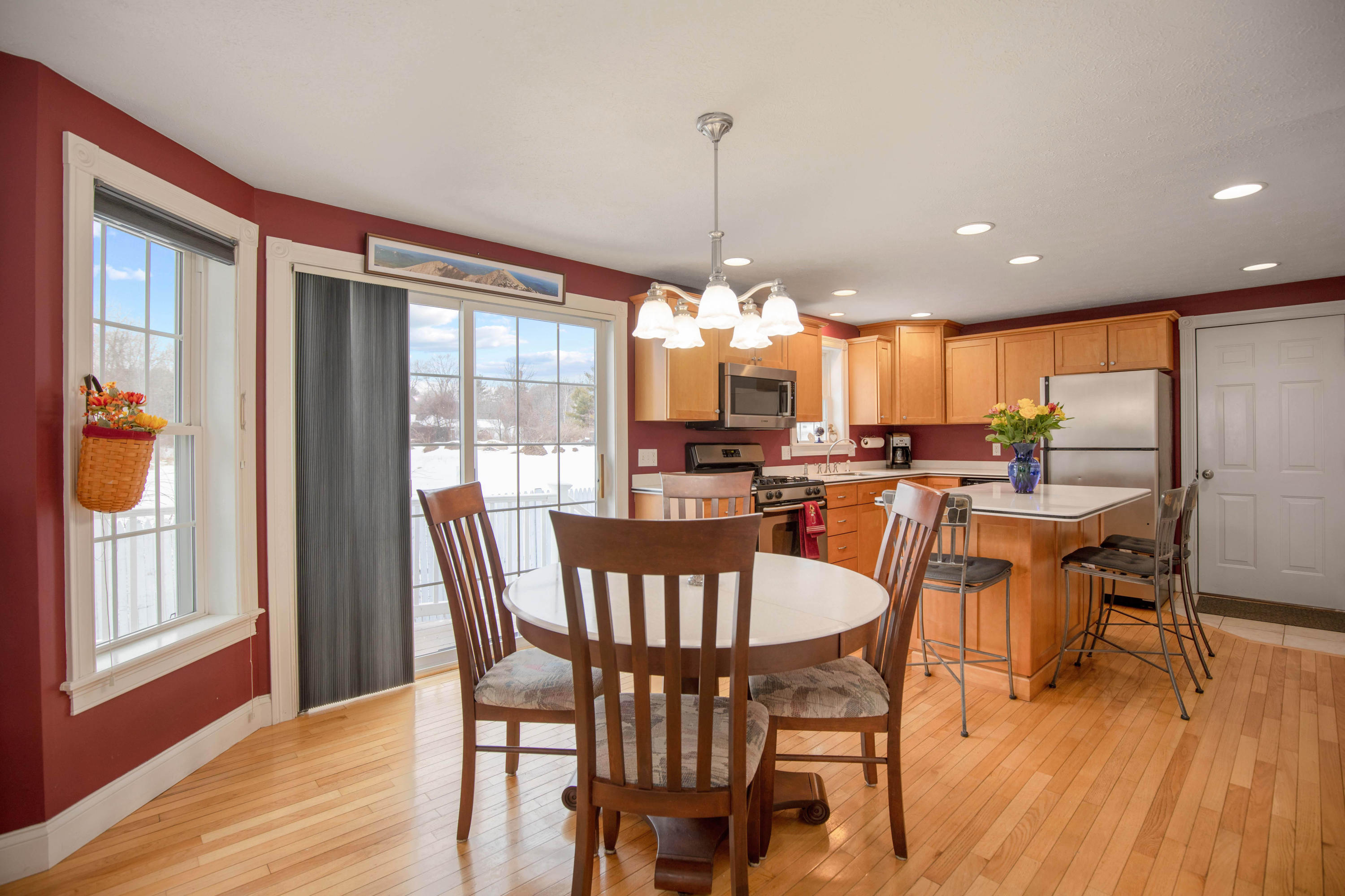 61 Ocean Park Road, Unit 9 Saco, ME 04072 - Photo 5 of 34 61 Ocean Park _9 Saco - 06