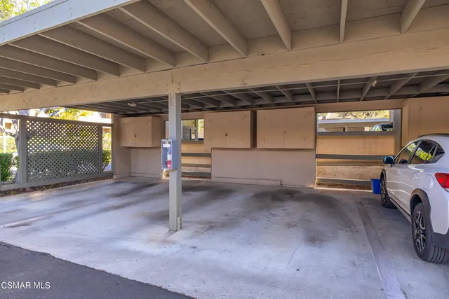 $454,500 | 245 Oak Leaf Drive, Unit 205, Thousand Oaks, CA 91360