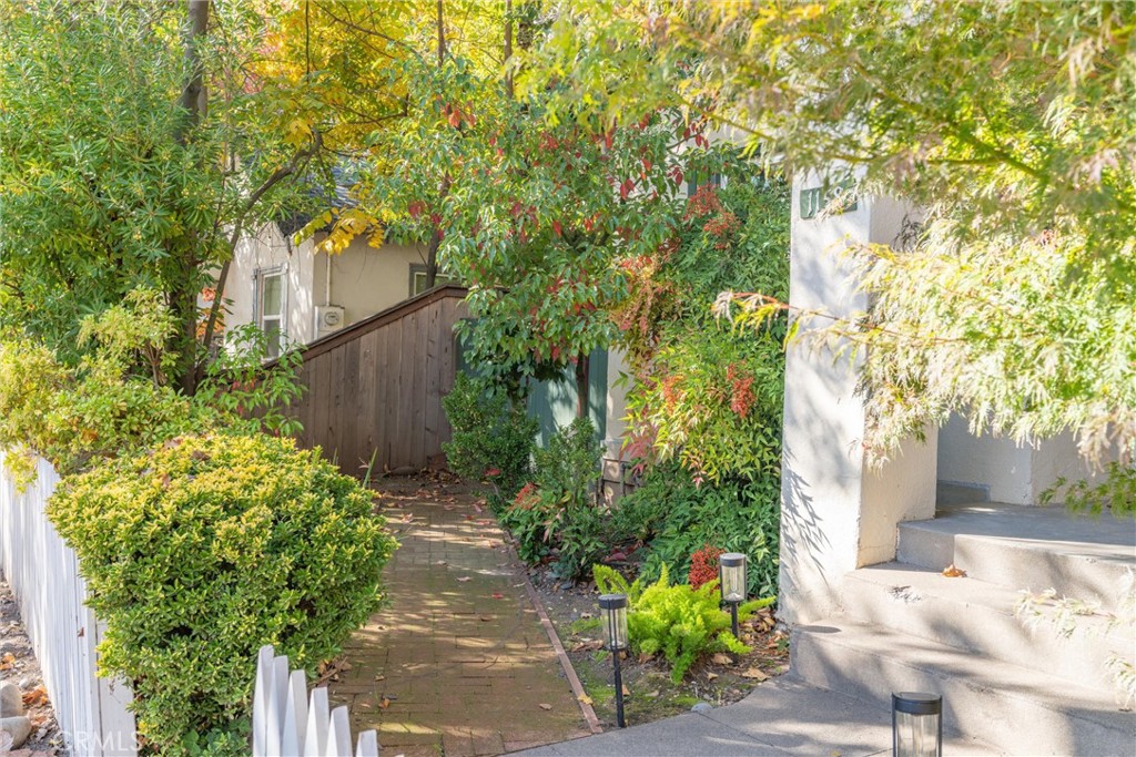 1158 East 7th Street Chico, CA 95928 - Photo 27 of 41 a backyard of a house with lots of green space