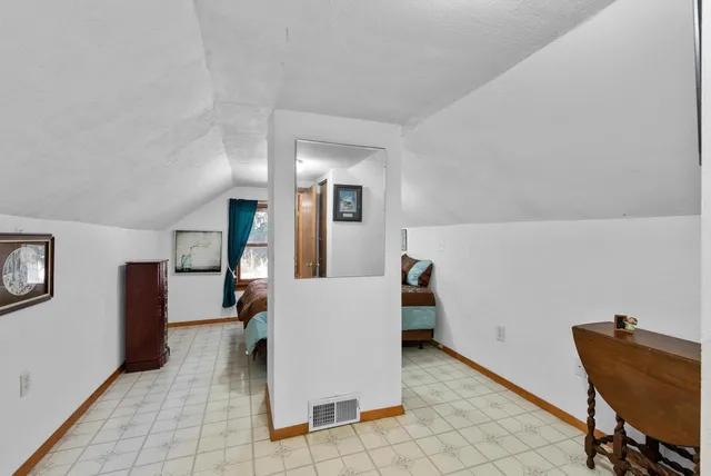 $424,500 | 2901 West Forest Hill Avenue, Franklin, WI 53132