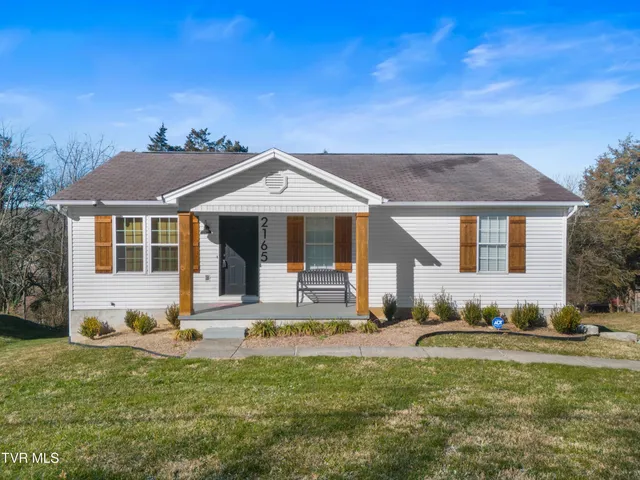 $329,900 | 2165 Brights Pike, Morristown, TN 37814