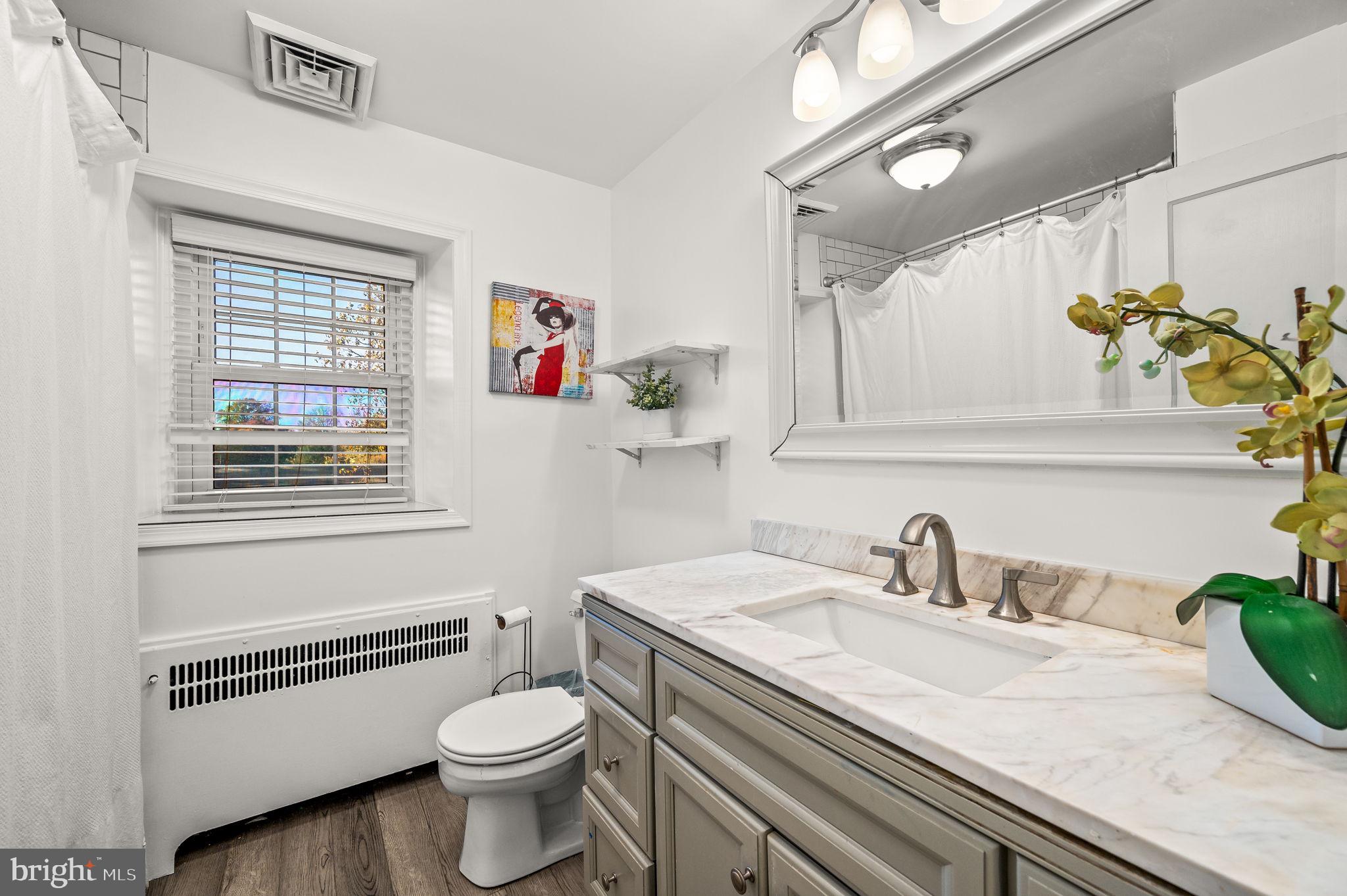 32 Henley Road Wynnewood, PA 19096 - Photo 31 of 45 2nd Floor Hallway Bathroom