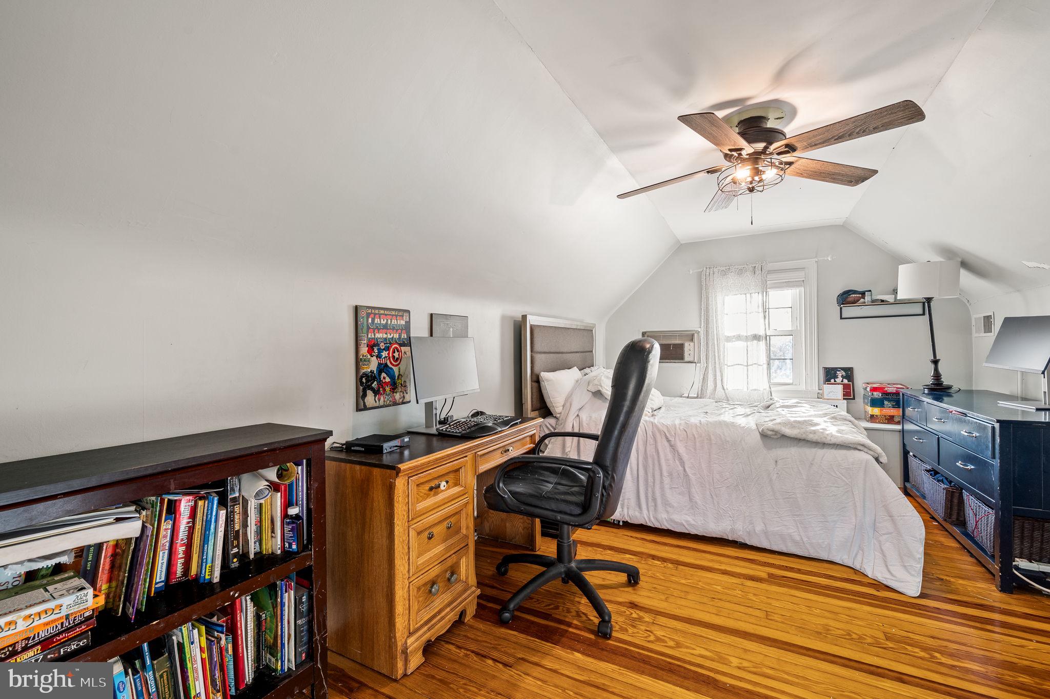 32 Henley Road Wynnewood, PA 19096 - Photo 33 of 45 Bedroom 4 on 3rd Floor