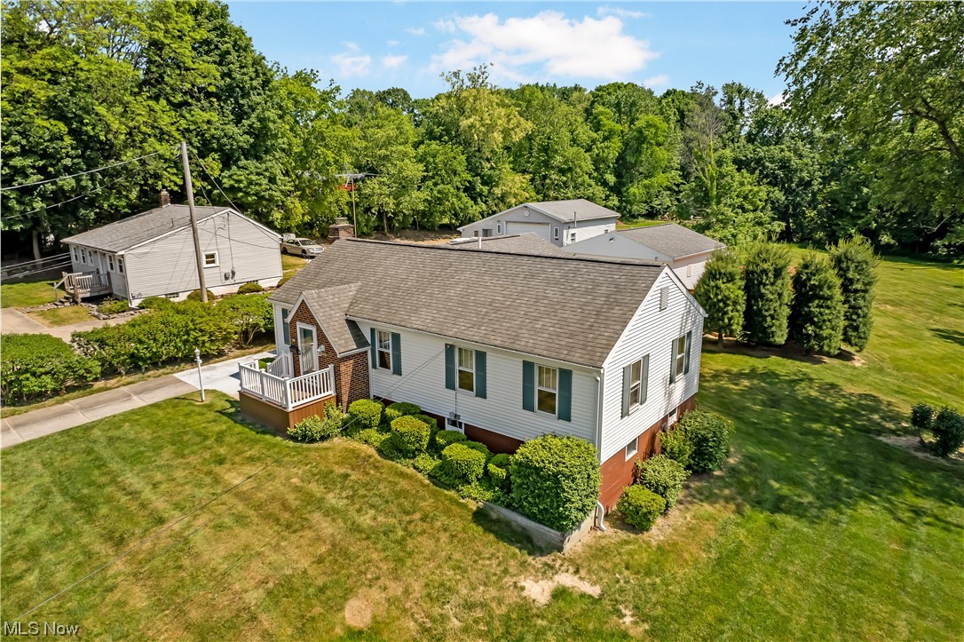 808 East Waterloo Road Akron, OH 44306 - Photo 4 of 31 Drone view of the front exterior