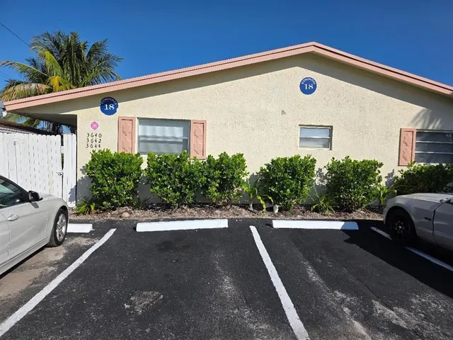 $1,800 | 3640 Northeast 1st Avenue, Unit 1, Oakland Park, FL 33334