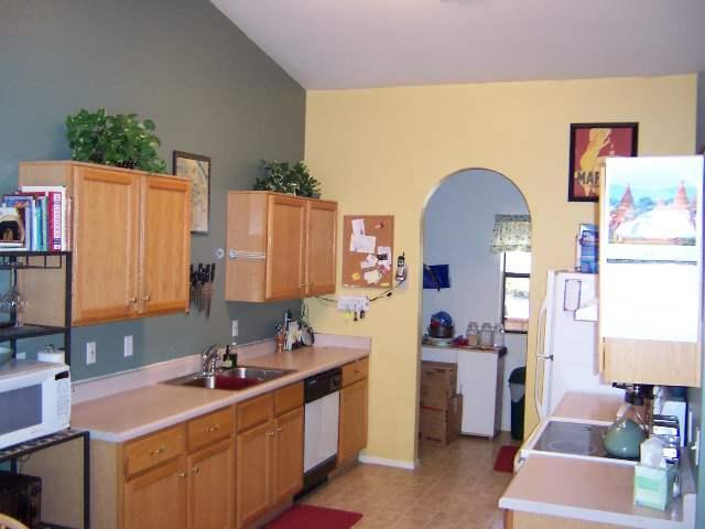 1305 Pendleton Drive Rio Rico, AZ 85648 - Photo 3 of 9