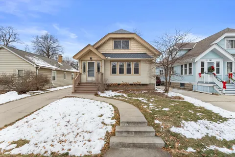 $499,900 | 2507 North 70th Street, Wauwatosa, WI 53213