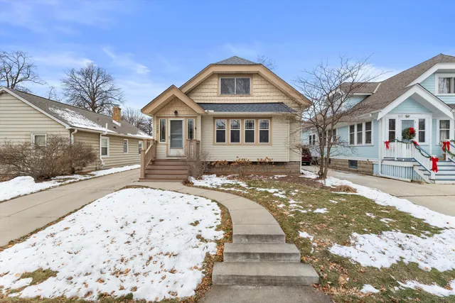 $469,900 | 2507 North 70th Street, Wauwatosa, WI 53213