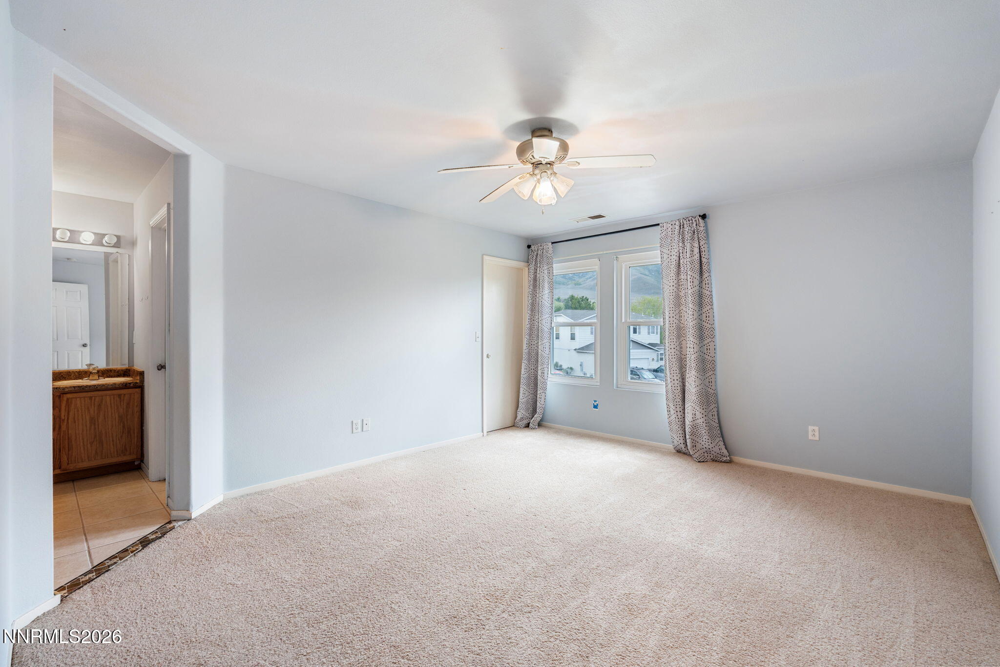 7655 East Key Largo Court Reno, NV 89506 - Photo 15 of 26 Primary Bedroom