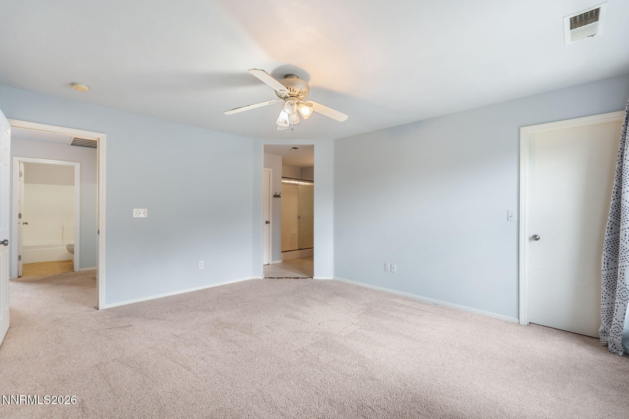 7655 East Key Largo Court Reno, NV 89506 - Photo 16 of 26 Primary Bedroom