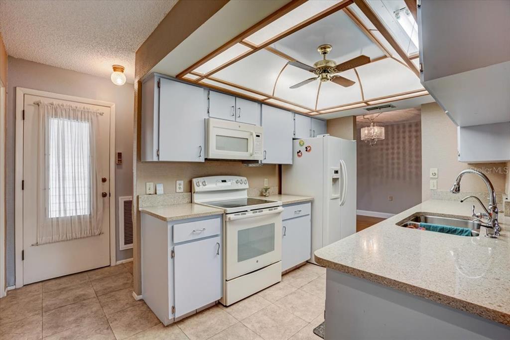 10721 Tonapa Loop Port Richey, FL 34668 - Photo 24 of 44 Gallery Image 24