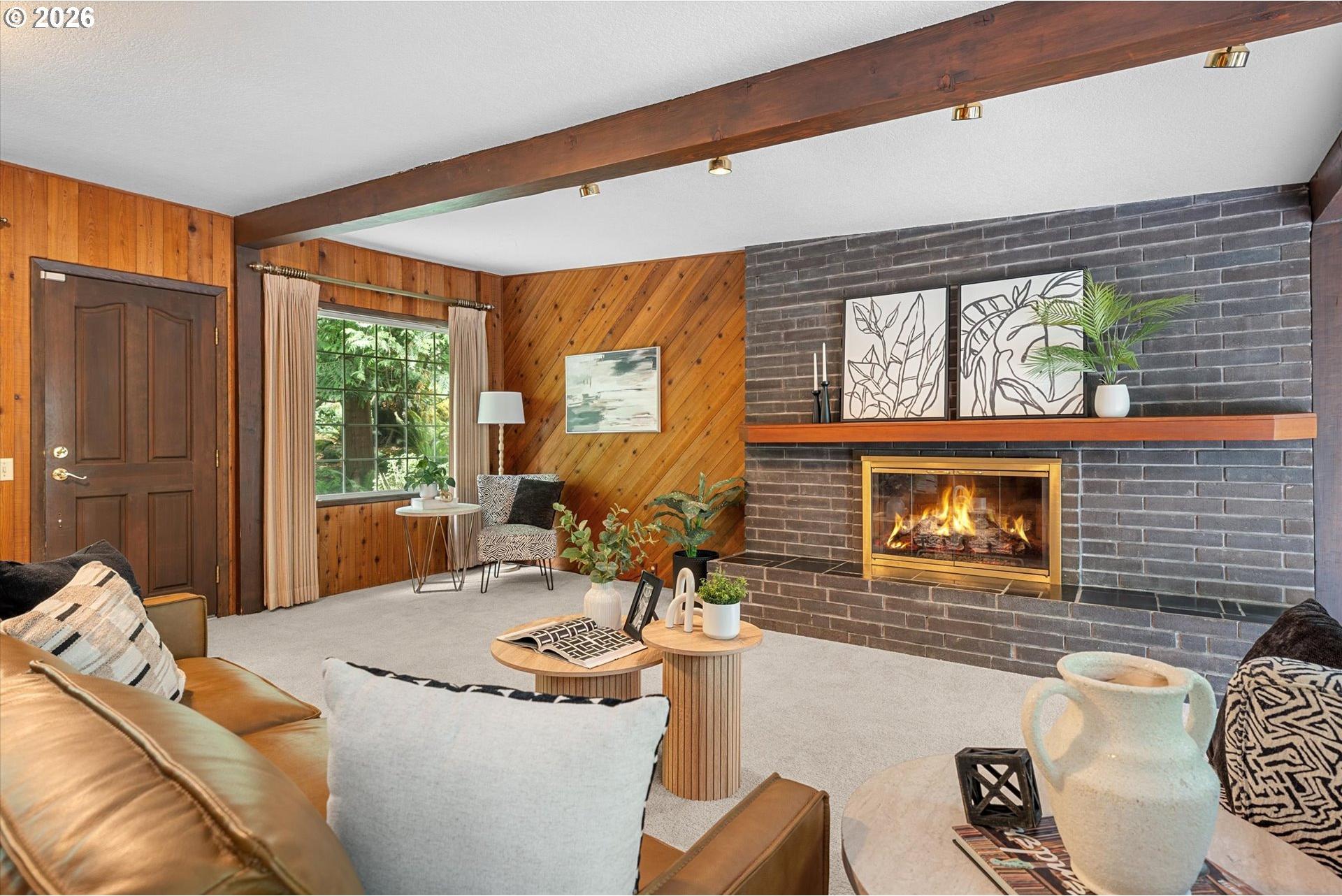 10744 Southwest Lancaster Road Portland, OR 97219 - Photo 7 of 48 Living Room