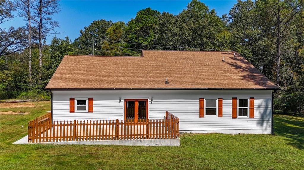 2794 Cleburne Parkway Powder Springs, GA 30127 - Photo 44 of 49 a house view with a garden