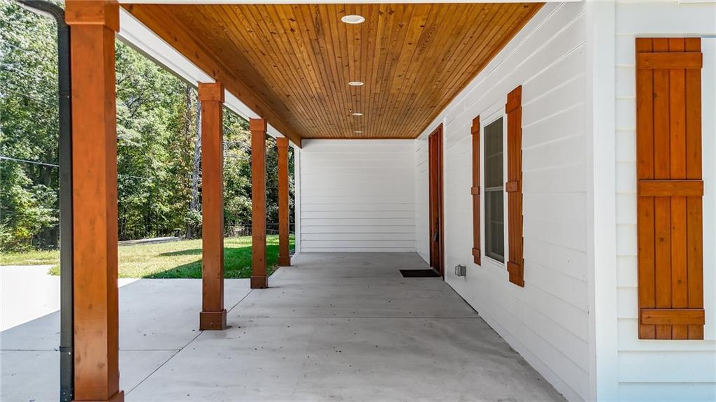 2794 Cleburne Parkway Powder Springs, GA 30127 - Photo 6 of 49 a view of entryway