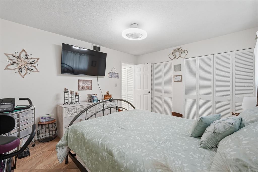 250 Rosery Road Northwest, Unit 351 Largo, FL 33770 - Photo 15 of 20