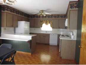 2423 Bob Little Road Elizabethton, TN 37643 - Photo 5 of 16 great kitchen