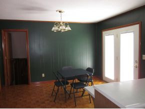 2423 Bob Little Road Elizabethton, TN 37643 - Photo 7 of 16 eat in area