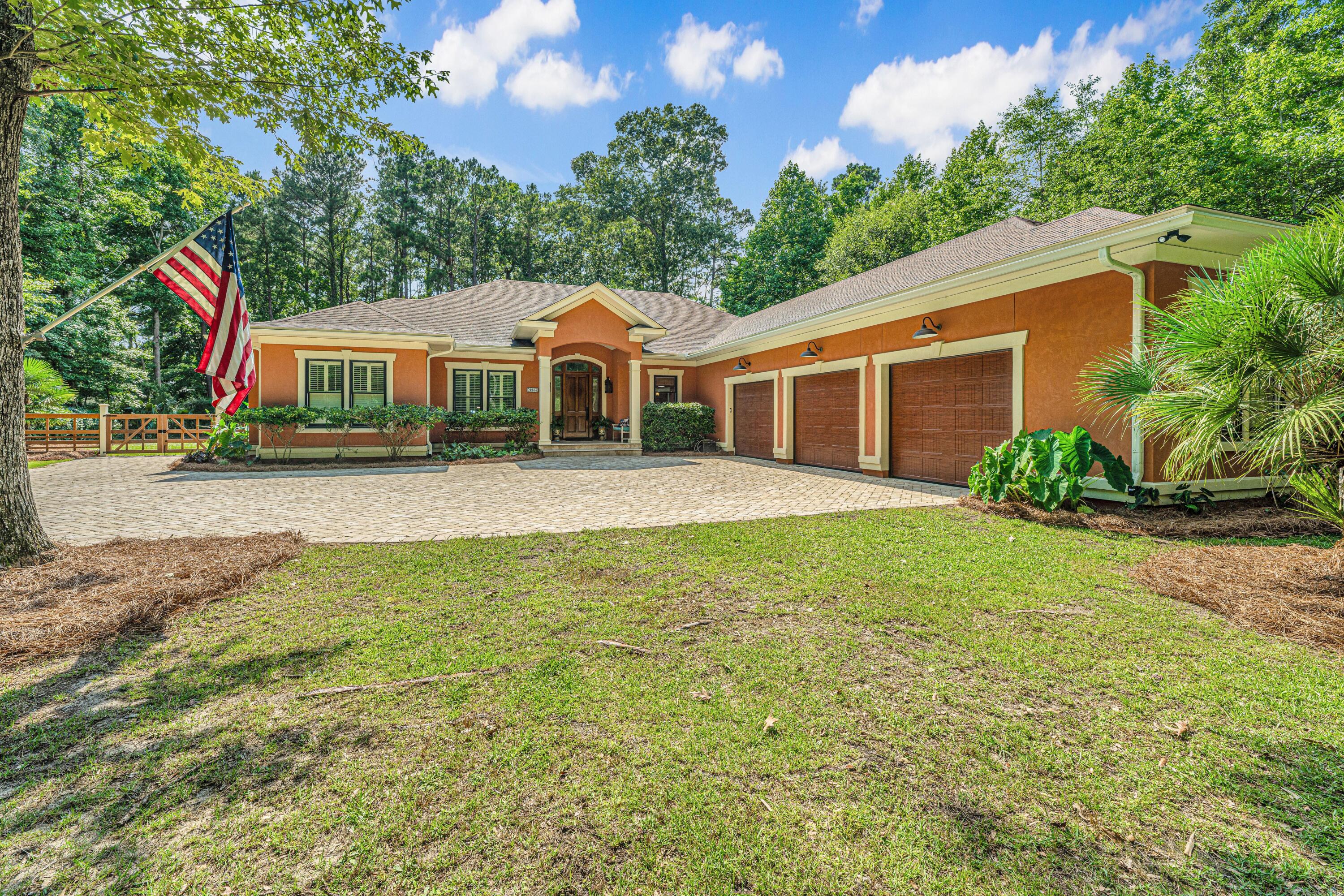 485 Commonwealth Road Mount Pleasant, SC 29466 - Photo 2 of 34 485Commonwealth003