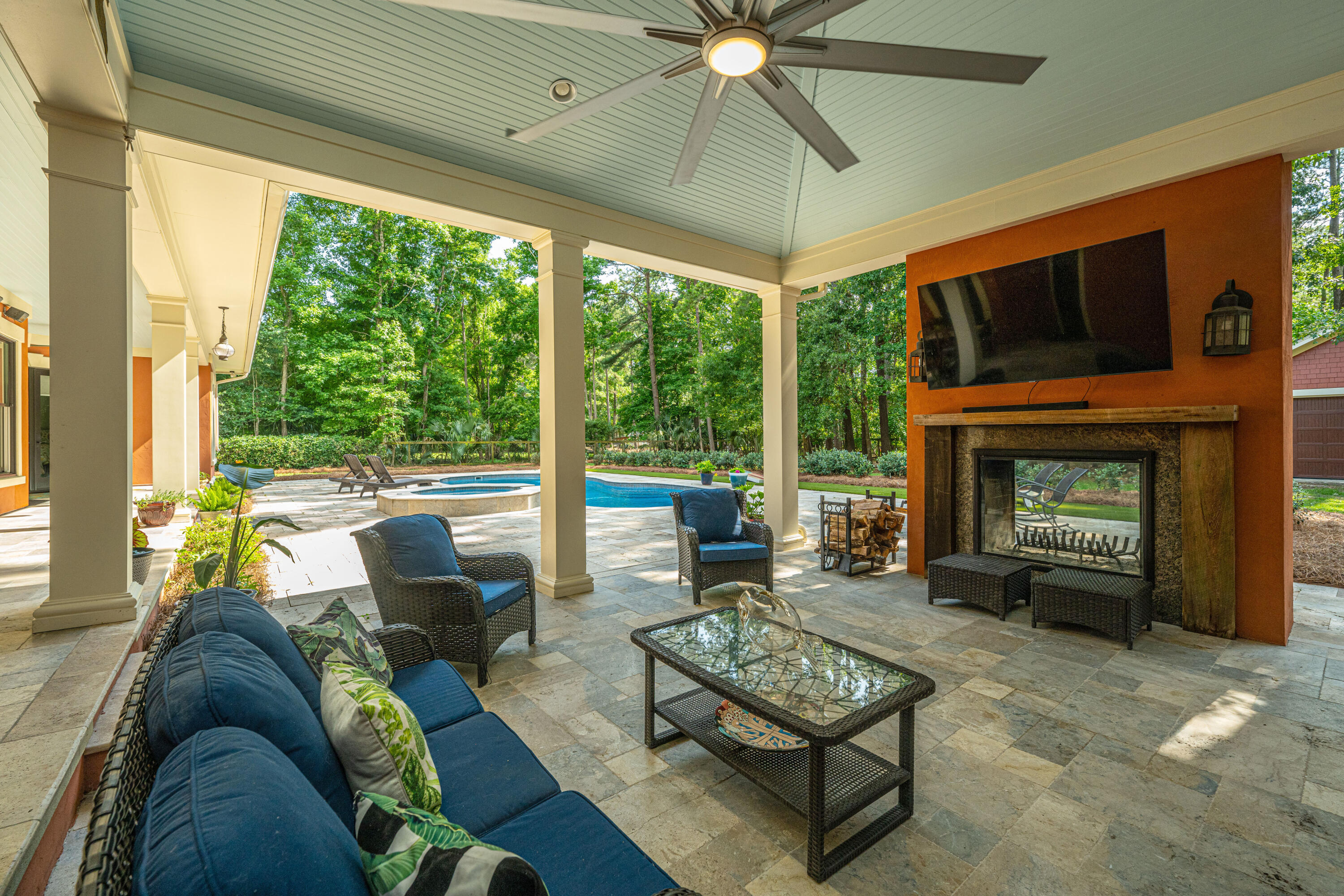 485 Commonwealth Road Mount Pleasant, SC 29466 - Photo 27 of 34 485Commonwealth041