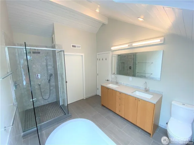 $5,200 | 3440 South Mt Baker Boulevard, Seattle, WA 98144