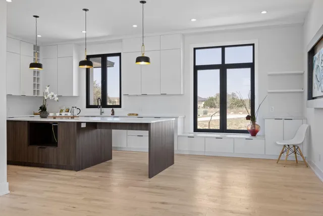 $4,200 | 333 Spicewood Trails Drive, Spicewood, TX 78669