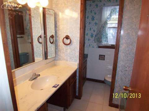 5339 North McKinley Road Flushing, MI 48433 - Photo 4 of 8 20388485-3.JPG
