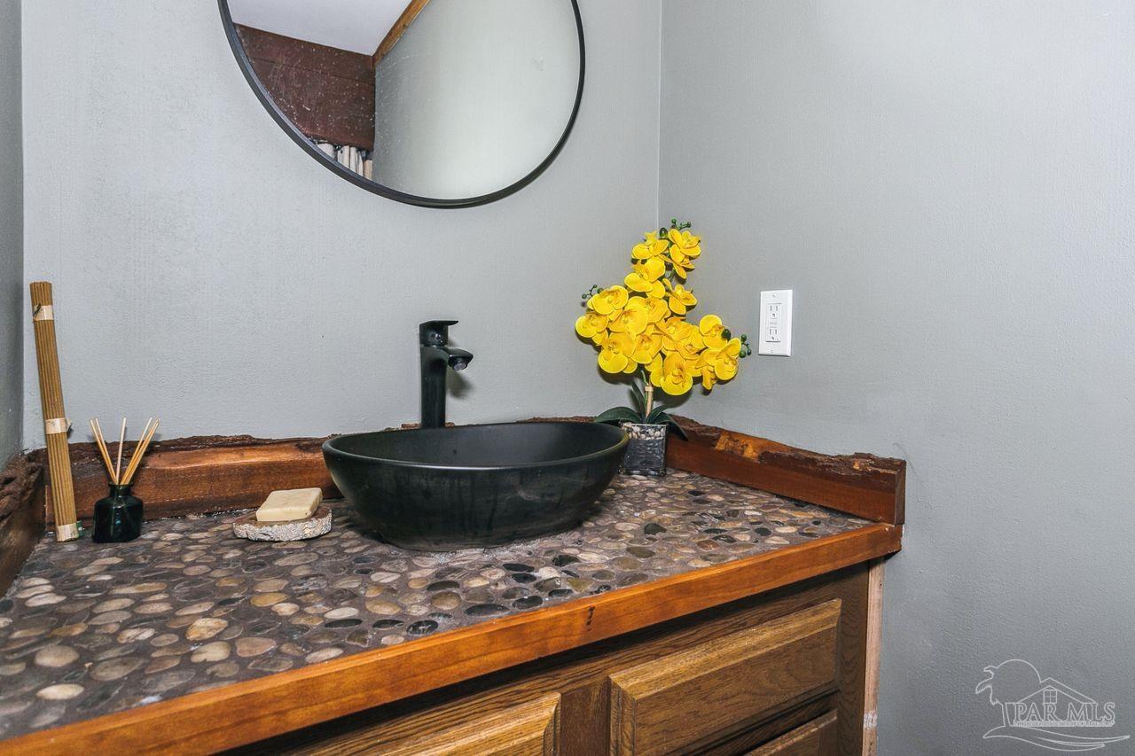 201 Tara Road Pensacola, FL 32534 - Photo 36 of 50 Gallery Image 36